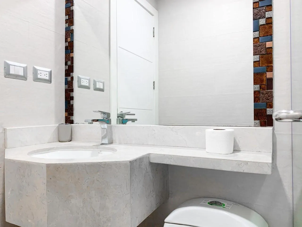 Depa Comodo, 2 Habitaciones, Santana Lofts Guayaquil 0*,