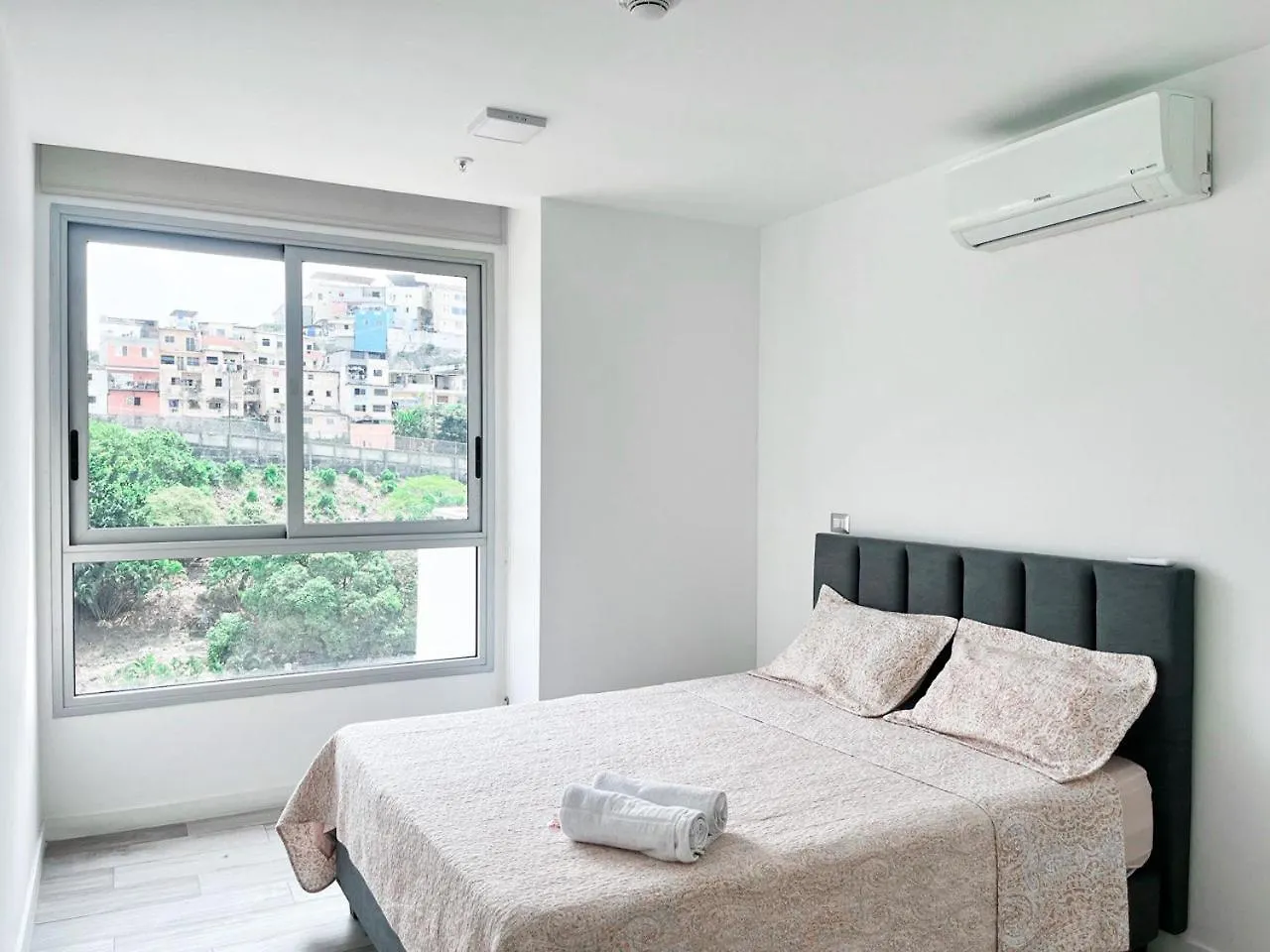 Depa Comodo, 2 Habitaciones, Santana Lofts Guayaquil Apartment