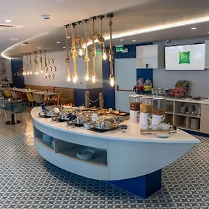 Ibis Styles El Malecon Hotel